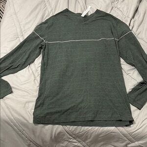 lululemon athletica Green Long Sleeve Tee